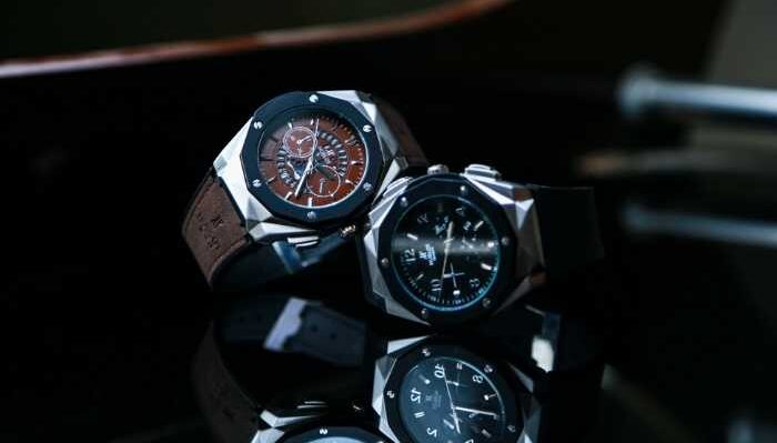 how to invest in luxury watches