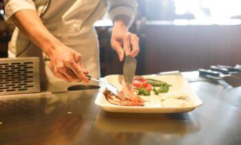 How To Invest In Cloud Kitchens?