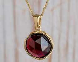 Garnet Necklace Market SWOT Analysis and Five-Year Forecast